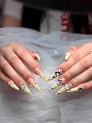 ネイル Cloudy Chan Nailのネイルデザイン