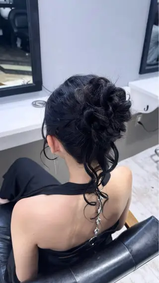 ヘアアレンジ aina 🤍のヘアスタイル