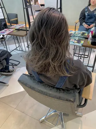 ミディアム カラー パーマ ヘアアレンジ まつげと眉 Meliaのマツエク・マツパデザイン