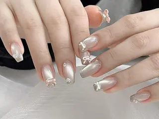 ネイル Queenie 🦋のネイルデザイン