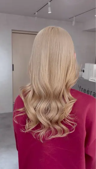 ロング 蓮 華のヘアスタイル