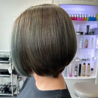 ショート カラー 福積 めぐみのヘアスタイル