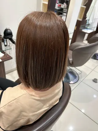 ミディアム カラー 藤井 陽菜のヘアスタイル