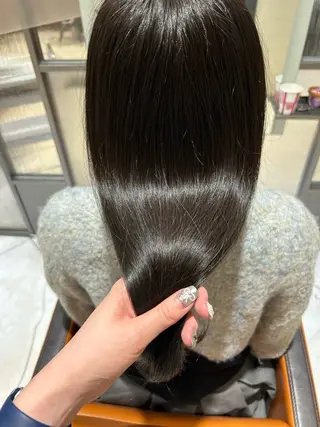 セミロング カラー 竹内 優来のヘアスタイル
