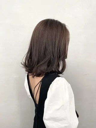 ミディアム カラー とびまつ /ショート/脱白髪染のヘアスタイル