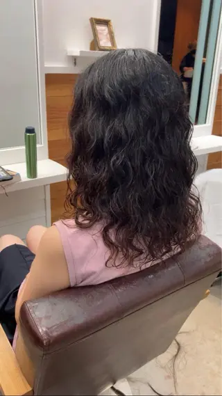 ロング パーマ 本田 央介のヘアスタイル
