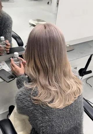 ミディアム ミルクティーベージュ 新潟万代/MANA♡のヘアスタイル