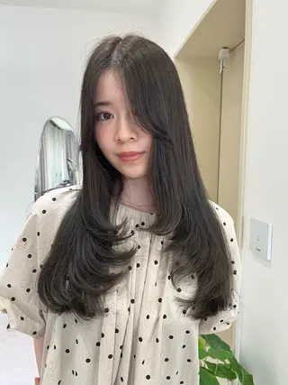 ロング 透明感カラー👑 井上美乃里のヘアスタイル