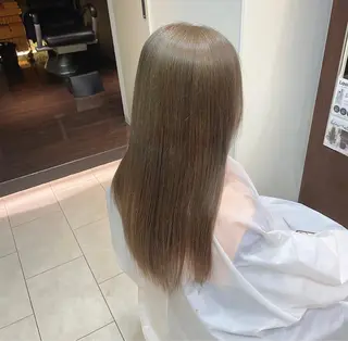 ロング カラー 'comma rinkaのヘアスタイル