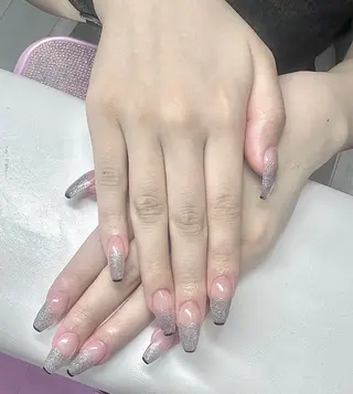 ネイル R Nailのネイルデザイン