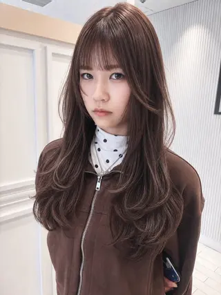 ロング カラー mayu🤍 透明感カラーのヘアスタイル