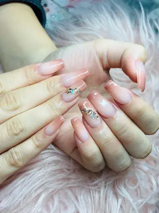 ネイル HandSnail 座間ネイルサロンのネイルデザイン