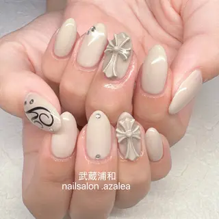 ネイル R inのネイルデザイン
