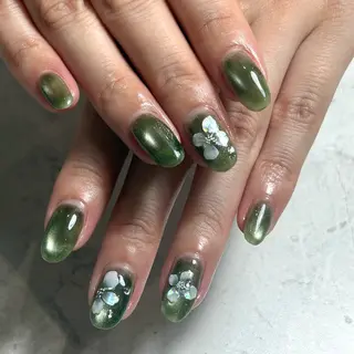 ネイル WHITE NAIL 鳳店AYUMIのネイルデザイン
