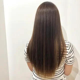 ロング カラー 青木 梨奈のヘアスタイル