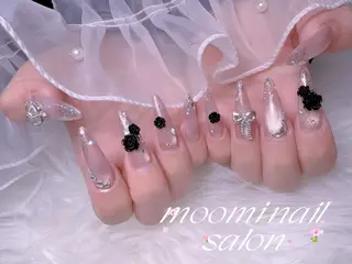 セミロング 長さだし専門 Moominのネイルデザイン