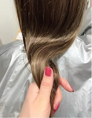 ロング カラー 色落ちまでキレイに！ ！女性サロンのヘアスタイル