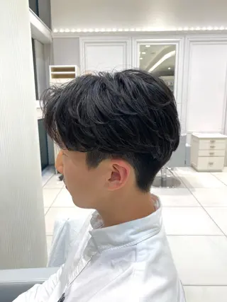 ショート パーマ メンズ特化型美容師 栗山勇人のヘアスタイル
