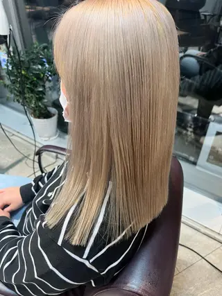 セミロング カラー 🎀透明感 カラー🎀ミズキのヘアスタイル