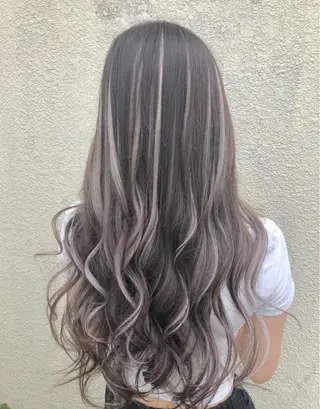 ライブトレア YOSHIKIのヘアスタイル