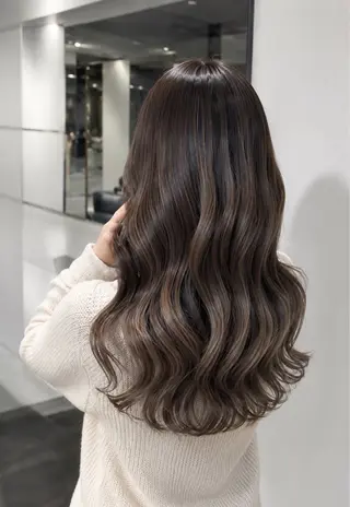 セミロング claire ema 💎酒井裕太郎のヘアスタイル