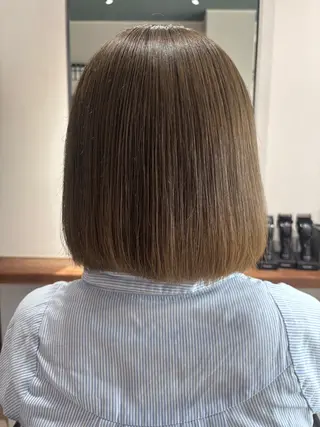 ミディアム 海老名駅🫧トレンド カラー🫧橋本小雪のヘアスタイル