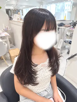セミロング Emuest心斎橋 SAKIのヘアスタイル
