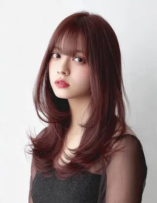 ロング カラー 韓国×艶ハイトーンが かわいい✨️リオ🍒のヘアスタイル