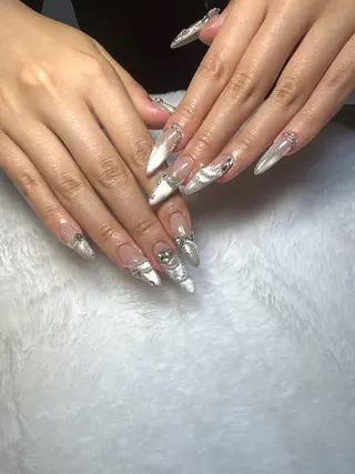 ネイル U.mi Nail Salonのネイルデザイン