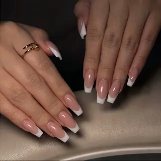 ネイル サリー ネイル　ラボのネイルデザイン