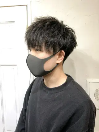 ショート パーマ メンズ 白髪ぼかし大人メンズ 根本零のヘアスタイル