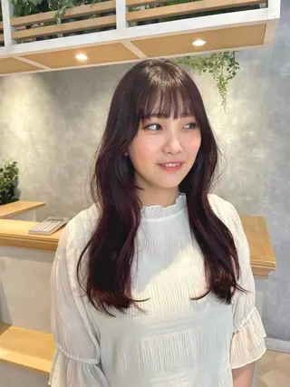 ロング 透明感カラー 🩶🩵🩷AIRIのヘアスタイル