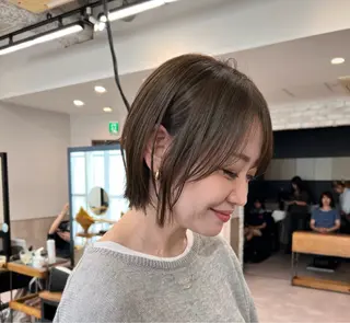 ミディアム レイヤー・カット モデル・こうたのヘアスタイル