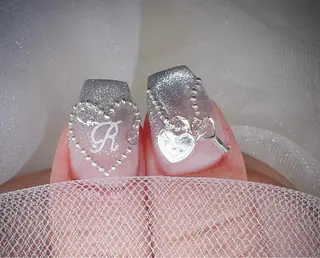 ネイル ISA_ BELLAのネイルデザイン