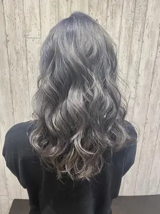 セミロング カラー 🦋店長🦋 ほんさわ みずきのヘアスタイル