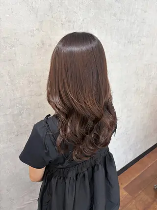 ロング 艶髪/透明感カラー 下山 萌華のヘアスタイル