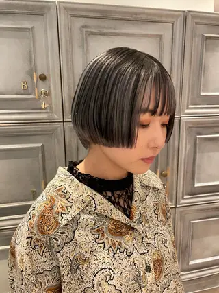 ショート カラー フジヤ サイタのヘアスタイル
