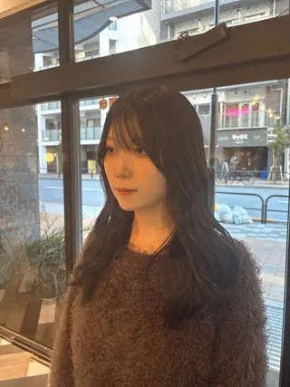 ロング 🫧透明感カラーレイ ヤースタイル松浦元海のヘアスタイル