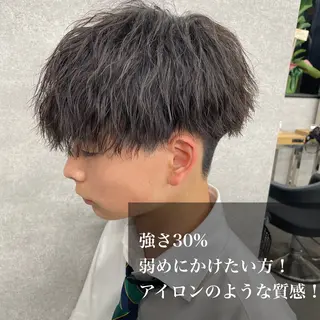 パーマ メンズ 曲がる縮毛矯正 🔥TAKUMA🔥のヘアスタイル