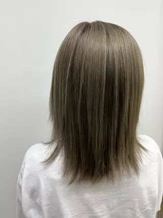 ミディアム カラー 産休の為お休みです! 小島凜のヘアスタイル