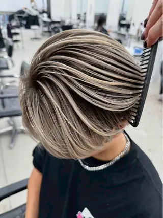 ショート カラー メンズ 髙木 利央のヘアスタイル