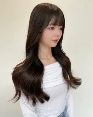 ロング 柳田 光のヘアスタイル