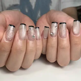 ネイル Legit nail salonのネイルデザイン