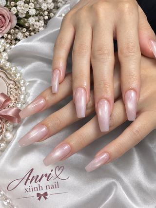 ネイル 𝓐𝓷𝓻𝓲 XiinhNailのネイルデザイン