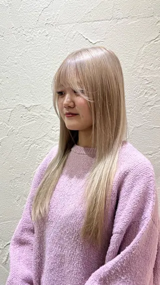 ロング カラー 石黒 理々花のヘアスタイル