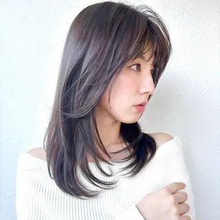 ロング 松山彩香💎艶髪💎 ロング／透明感カラーのヘアスタイル