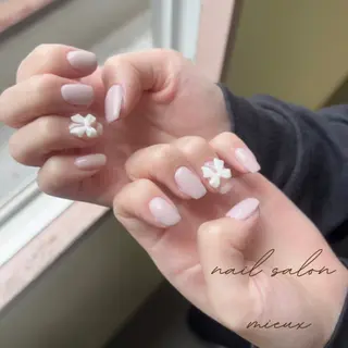 ネイル Nalu nailのネイルデザイン