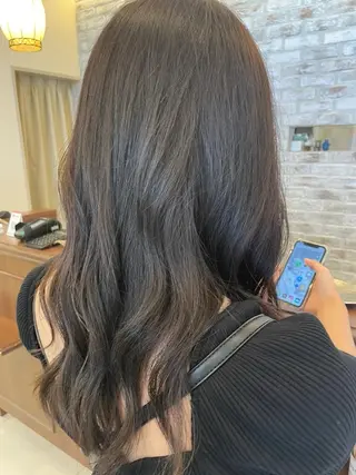 ロング カラー GRANDEUR natsukiのヘアスタイル