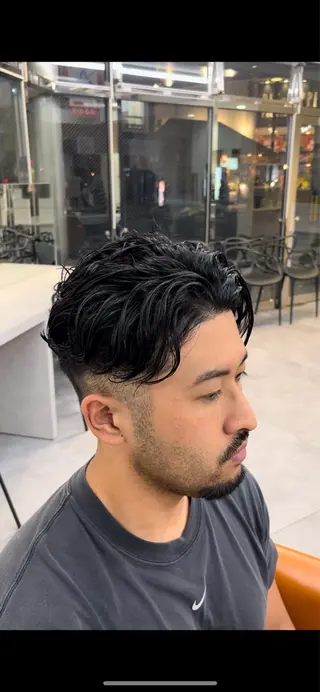 パーマ メンズ フェザーパーマメンズ ピンパーマ京都駅前のヘアスタイル
