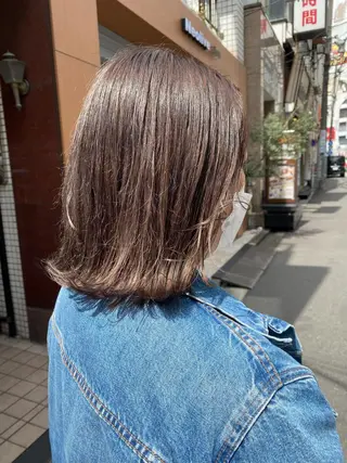 ミディアム 🐩透明感ミルクティ ーピンクニイナ🐩のヘアスタイル
